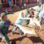 Kegiatan Lanjutan Pembersihan Material Longsor di SD Susukan, Banjarnegara