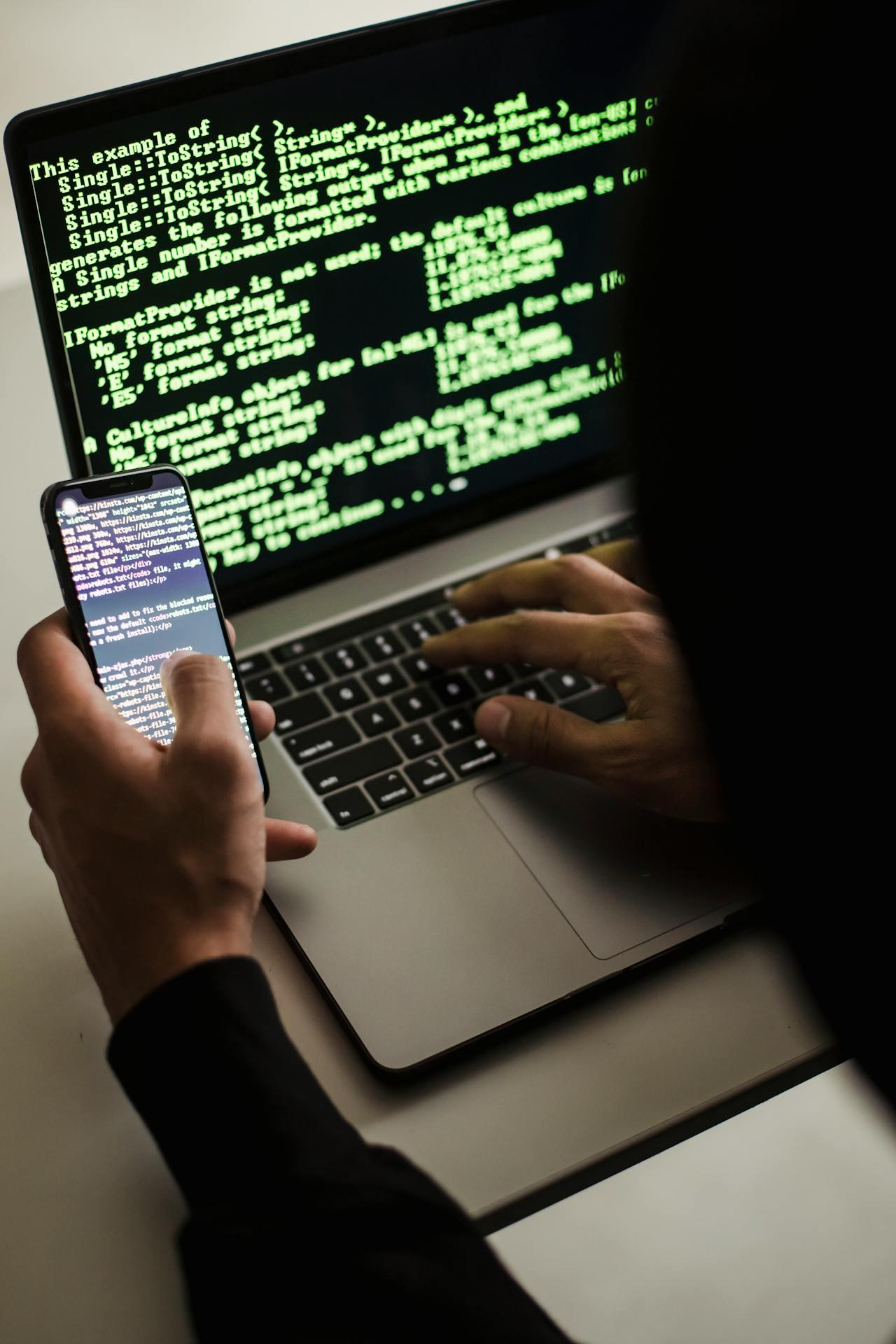 Smishing: Bahaya SMS Phishing dan Cara Menghindarinya